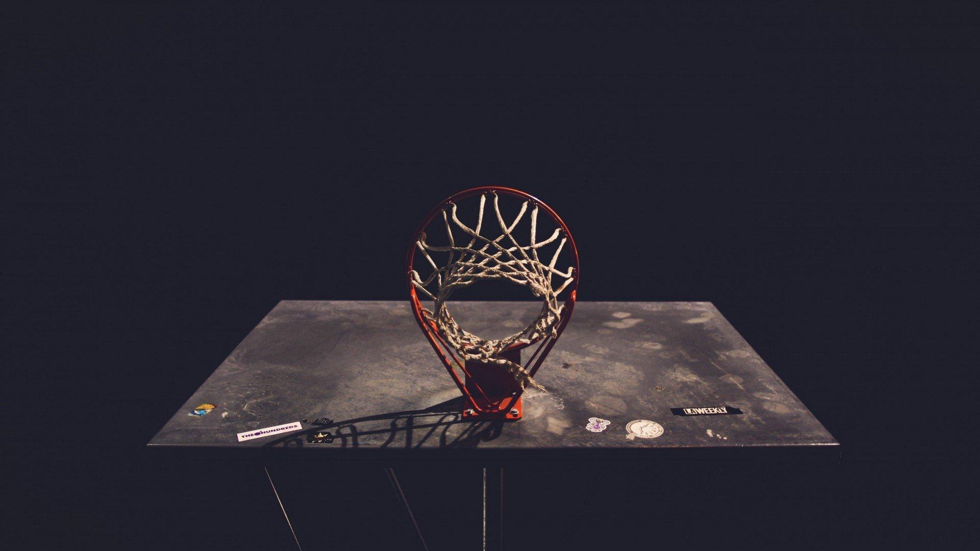 官方，汉堡成功租借雷恩后卫奥马里，合约包含买断选项